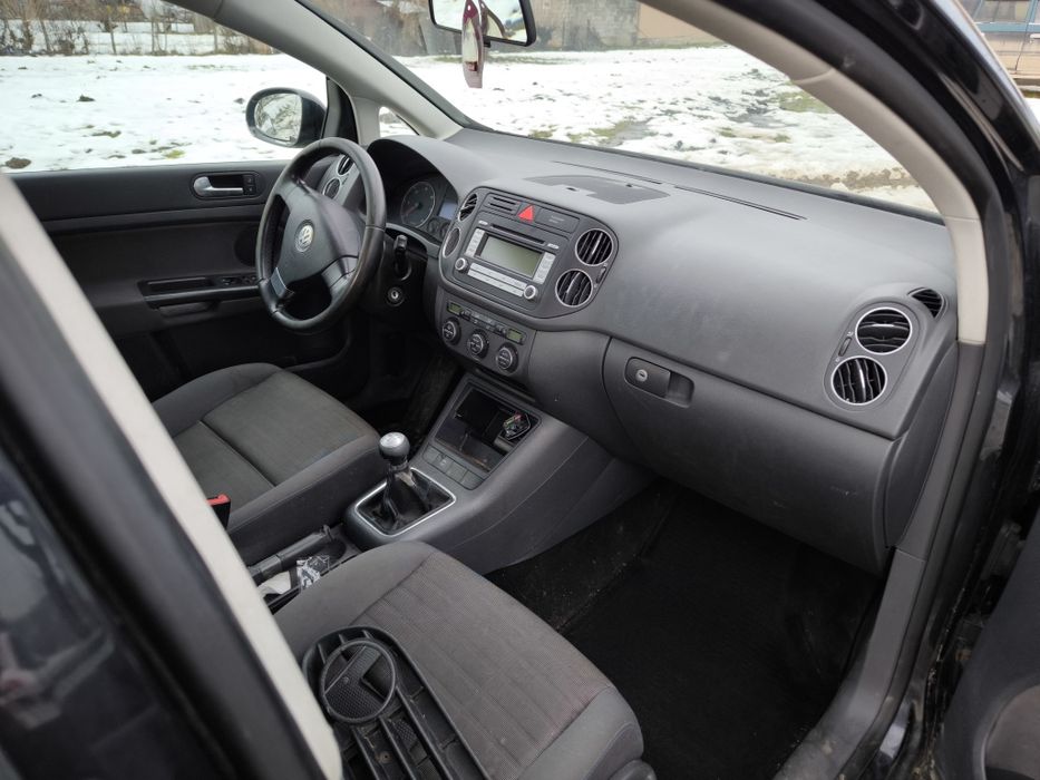 Vând VW Golf Plus (avariat)