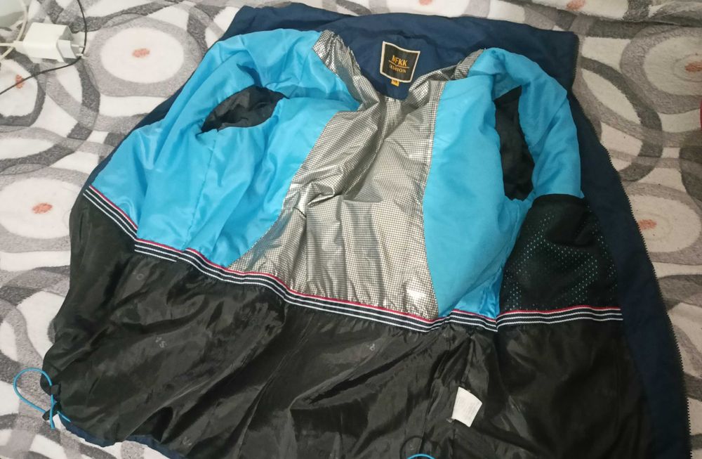 Куртка весенне-осенне-зимняя