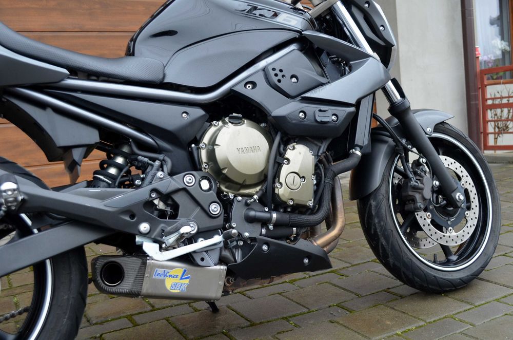 Yamaha XJ6 Abs - Leo Vince  ~Rate fixe~