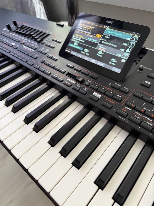Vând Korg Pa4x..