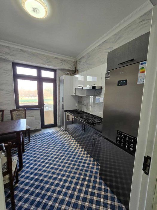 Центр Фергана Сити ёнида 3 хоналик квартира ижарага берилади!