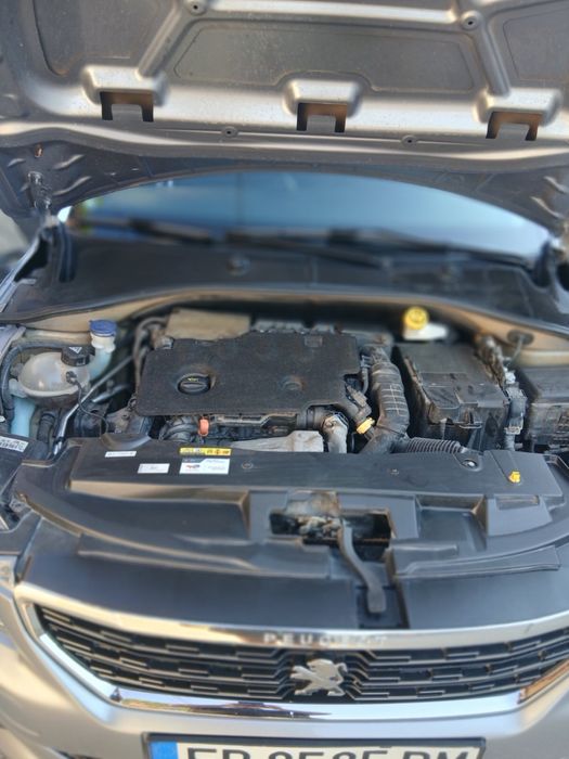 Peugeot 301 закупен от SFA