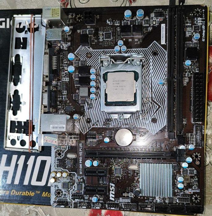 Продам комплект процессор Core i5 7400 + MSI H110M