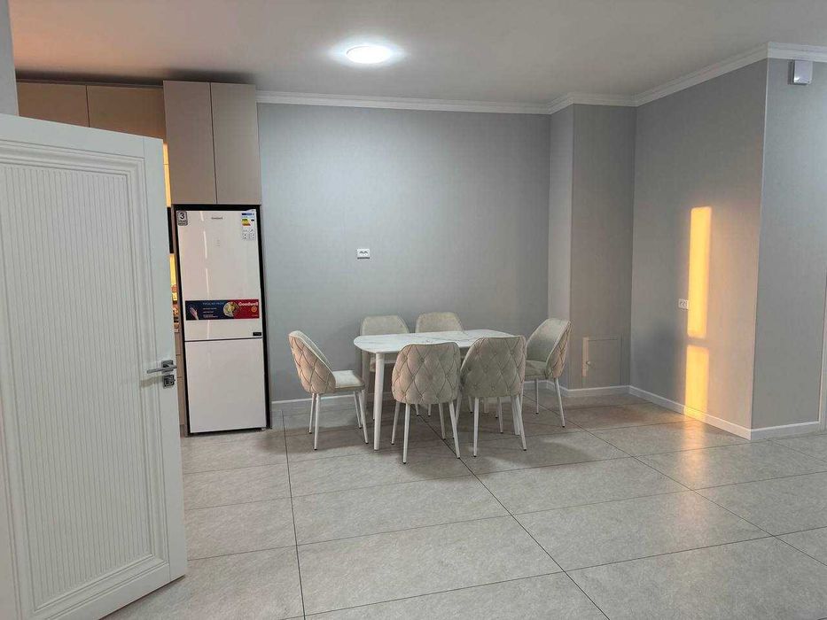 2х ком. с ремонтом укомплектовано ЖК Чарх Новза