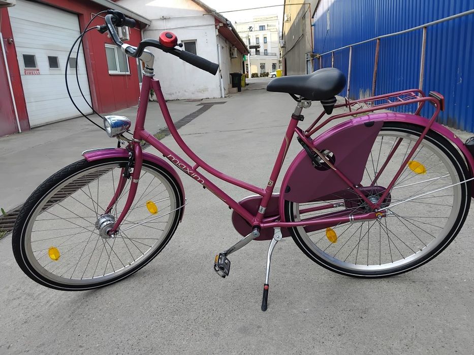 Vând bicicleta pentru damă