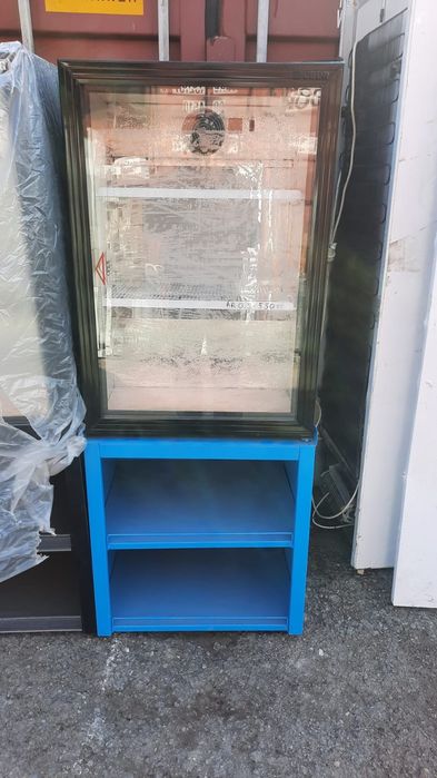 Продам барные витринные холодильники