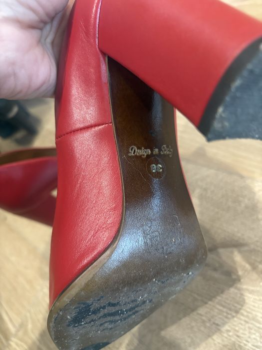 Кожени обувки на ток