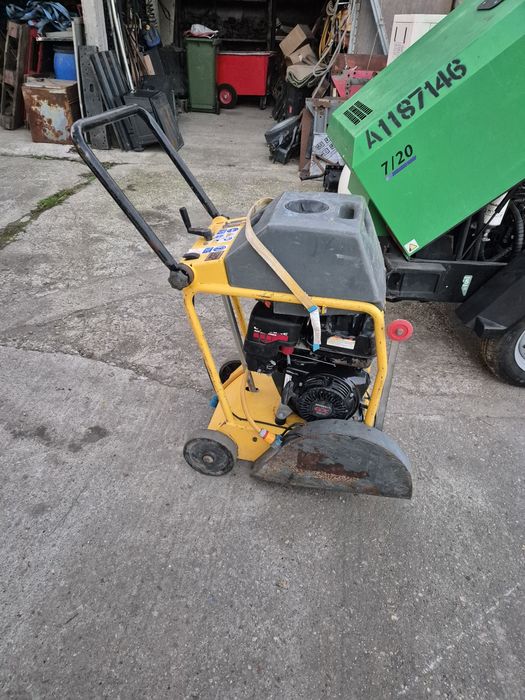 Mașină tăiat beton wacker neuson din 2020