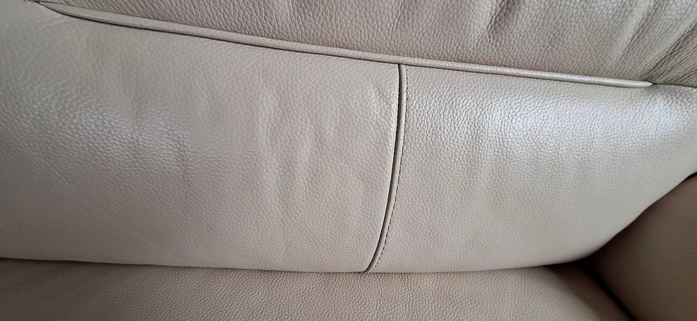 Луксозен италиански диван NATUZZI – Естествена дебела кожа (Като нов)