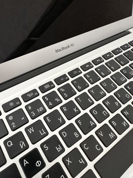 Macbook Air 13 2015г, 128 гб