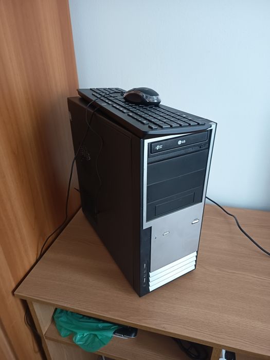 PC buget gaming intel i3 550, 8 GB, gtx 750TI 2 GB DDR5, 400 gb