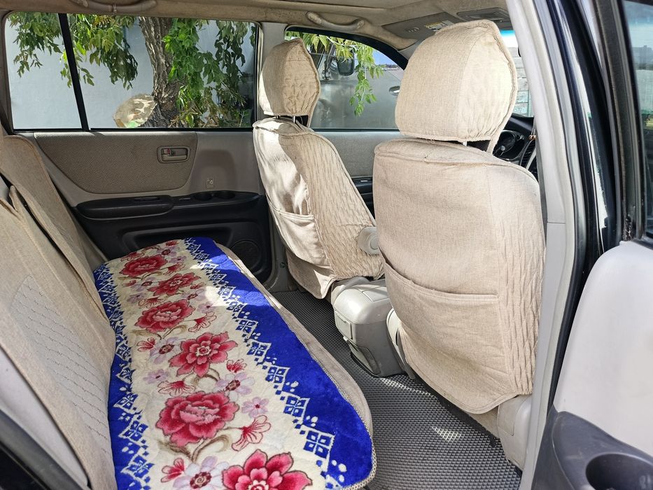Продам автомобиль TOYOTA HIGHLANDER