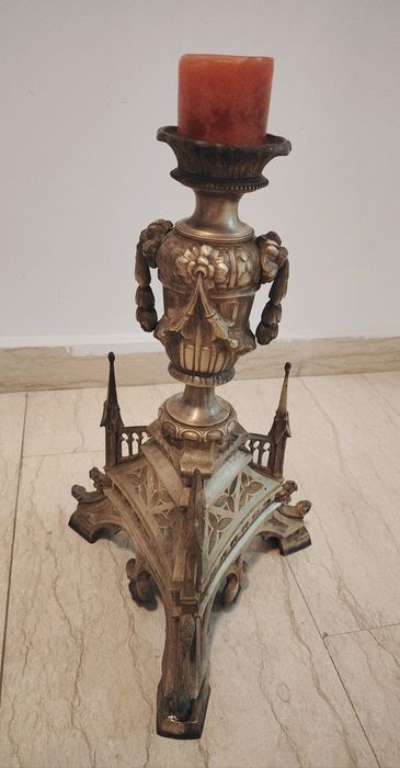 Spectaculos sfeșnic antic  de podea  din bronz masiv in stilul Baroc,p