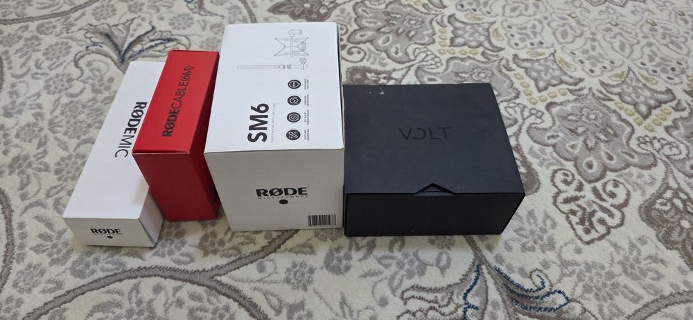 Студиный набор Rode NT1 5th Gen microphone + Volt 1 audio interface