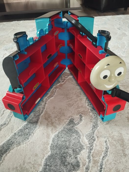 Locomotivă garaj Thomas