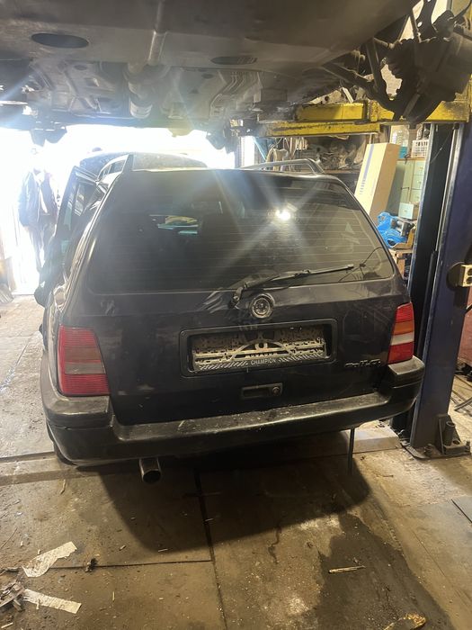 Гольф универсал по запчастям