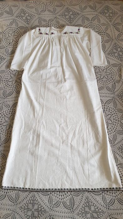 .Автентични  ризи от народна носия от Североизточна България