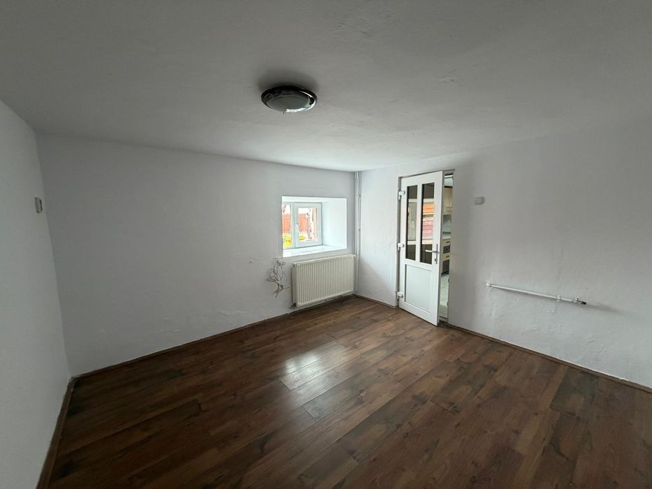 Casa 4 camere Trei Stejari