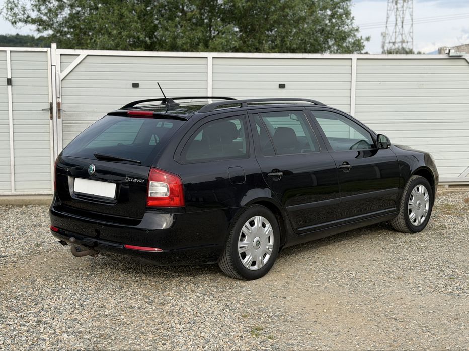 Skoda Octavia 2 Facelift  - 1.2 TSI - 105 CP - DSG - Navigatie - Climatronic - Încălzire scaune -  Xenon