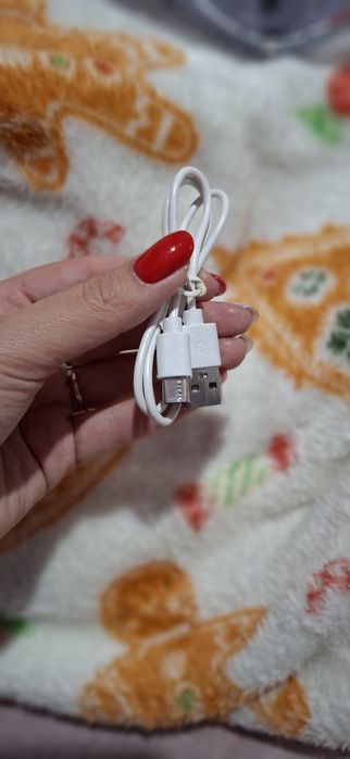 LED светлинна маска за лице с 7 цвята – нова