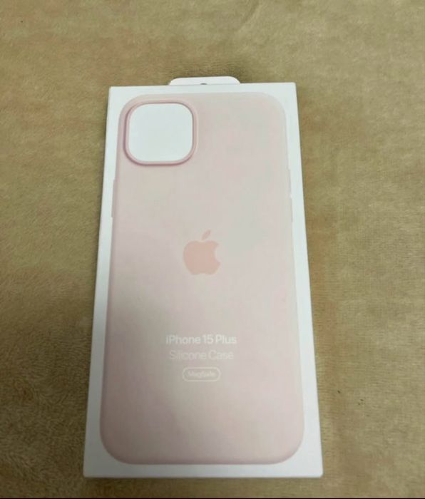 Husa silicon MagSafe iPhone 15 Plus Roz deschis