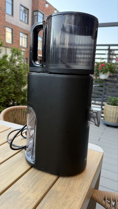 Соковыжималка Hurom H400 черный