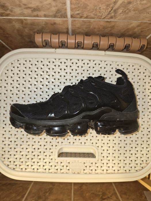 Reparatii adidasi perne de aer Nike Air Max 270 / 720 / Vapormax