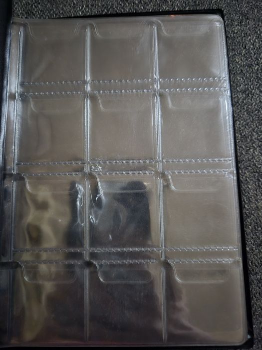 Албум за монети нумизматика колеционерска монета