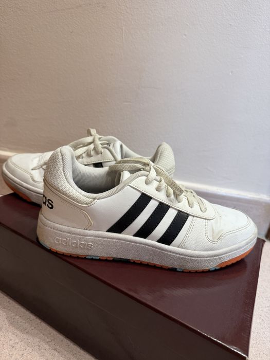 Маратонки Adidas размер 40