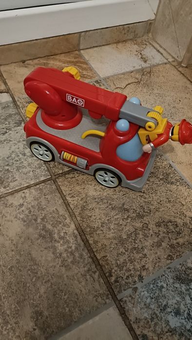 Mașinuțe baeti fete impecabile