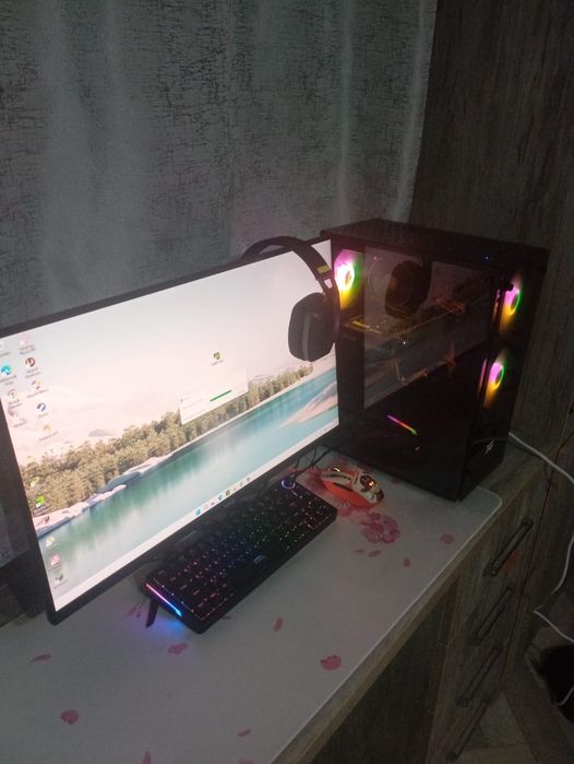 Продам срочно компьютер