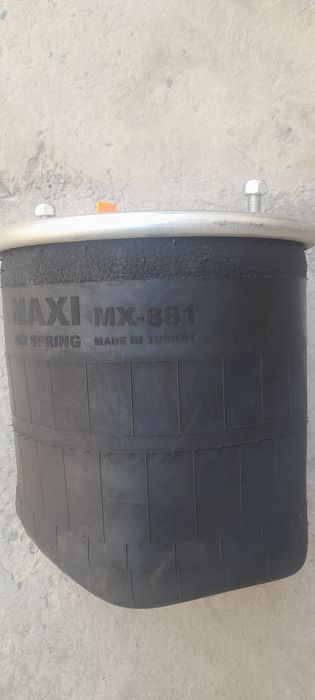 Podushka sotiladi traller prsepi uchun 1 dona yetqazib beramiz bepulga