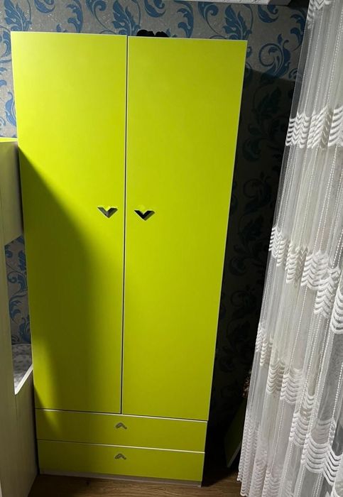 Продам двухъярусную кровать