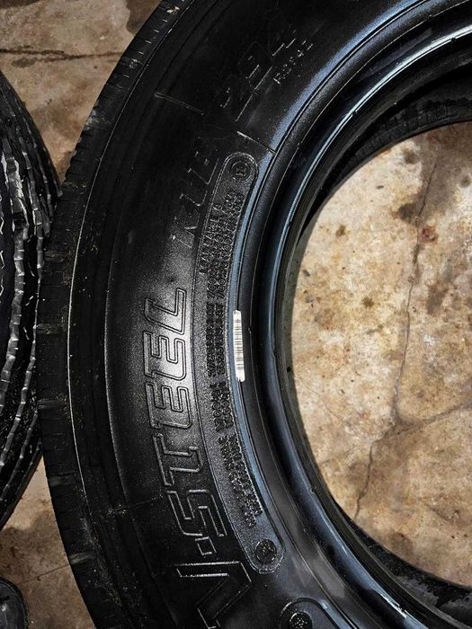 Bridgestone V-steel 215/75/17.5