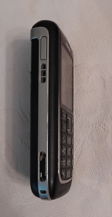 NOKIA 6151 б/у, в рабочем состоянии.