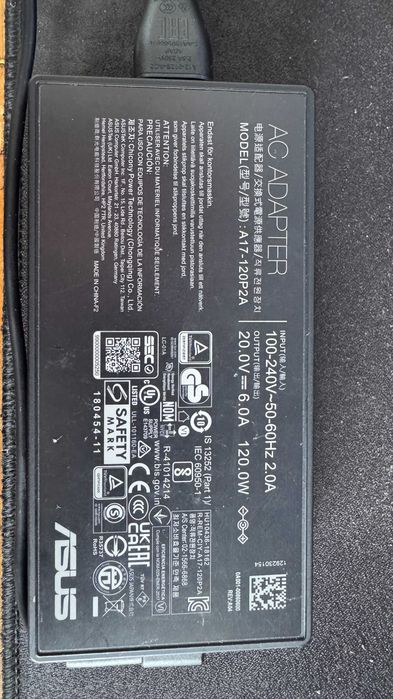 Лаптоп ASUS Vivobook Pro 16X