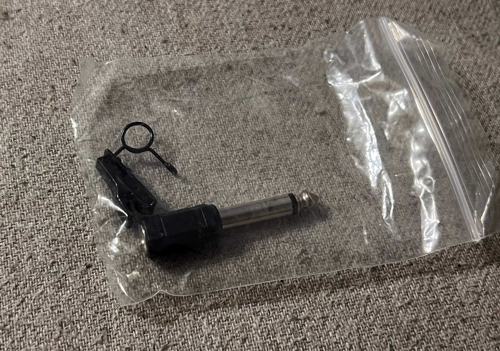 Microfon lavalier TELESIN cu accesorii si husa de transport