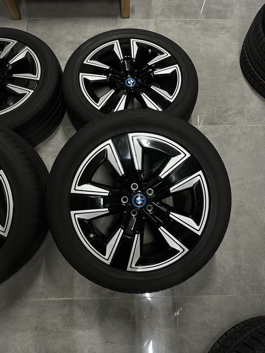 Jante BMW iX3 G08 pe 19