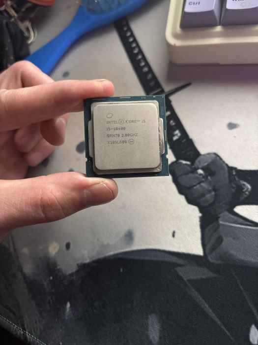 Продам процессор i5 10400f 25000