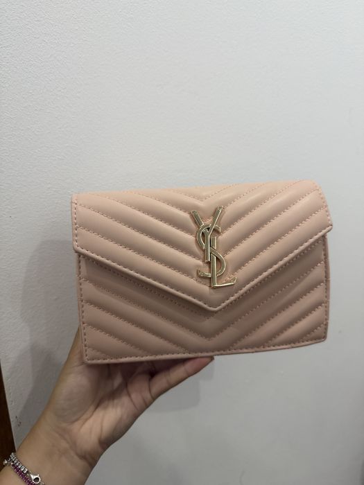 Gentuta de dama ysl