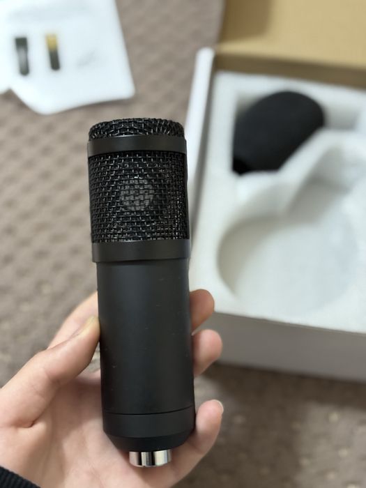 Кондензаторен микрофон