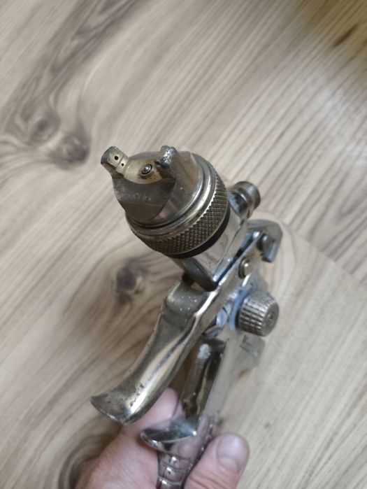 Канадски пистолет за пръскане Max Air HVLP W98 с дюза 2.5mm