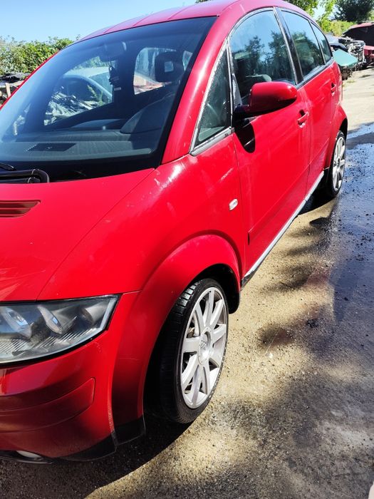 Vând Audi A2, diesel, consum fff mic. Preț 1850 euro