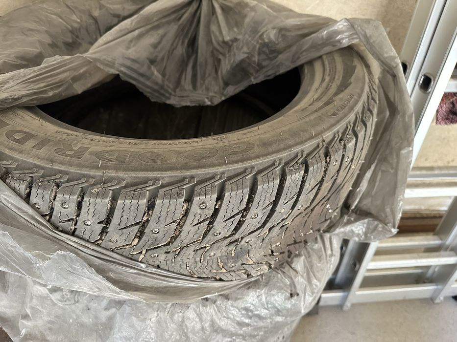Покрышка 215/55 R17