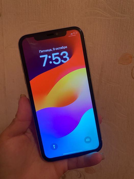 Iphone 11    память 128гб