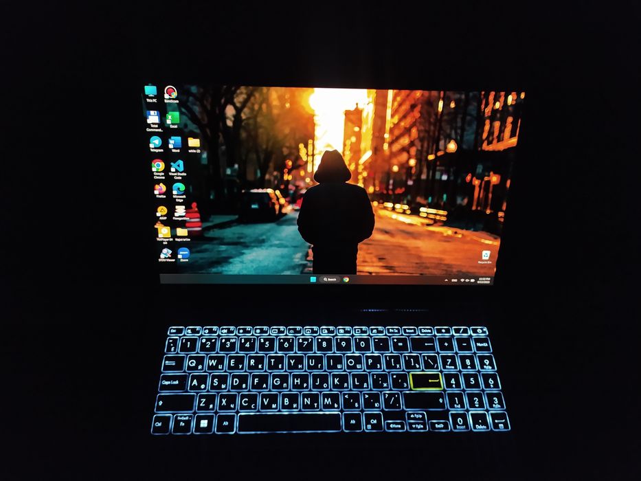 ASUS VivoBook 15 OLED