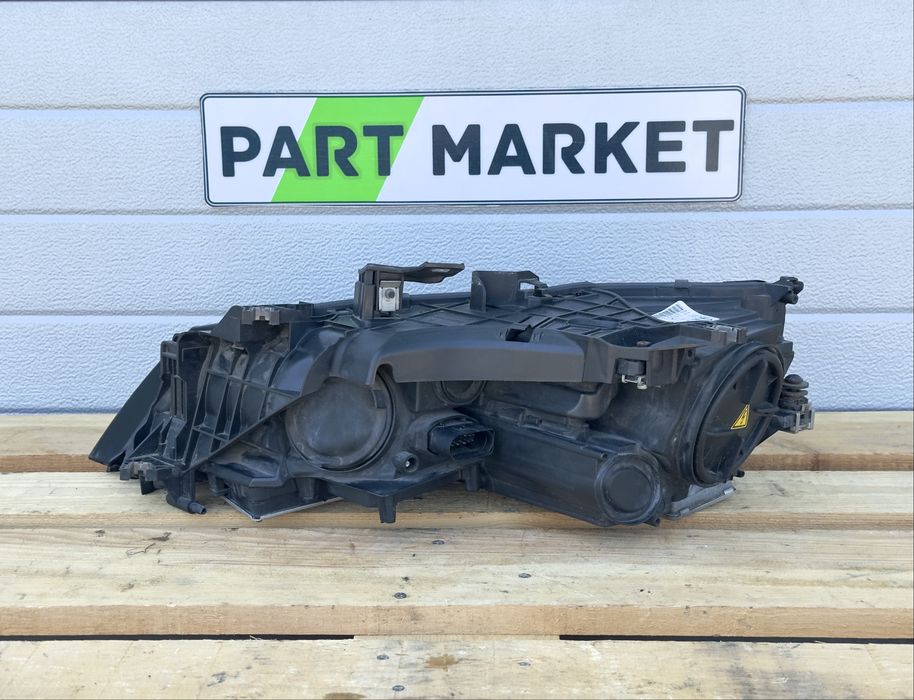 Десен фар AUDI A7 C7 4G 4G8941004AD