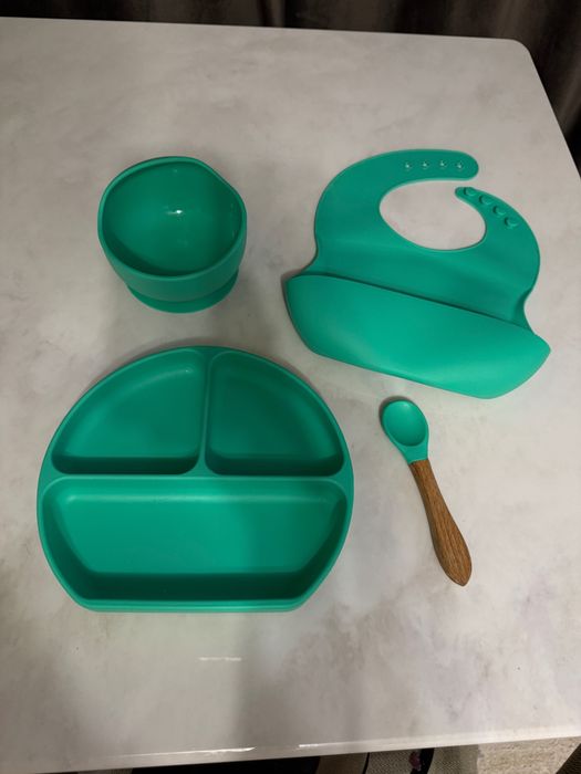 Набор детской посуды