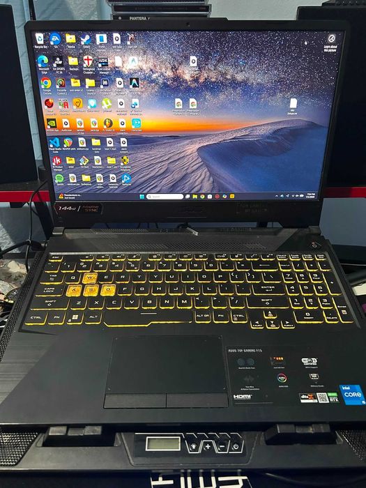 Laptop Gaming ASUS TUF F15 (FX506HC)