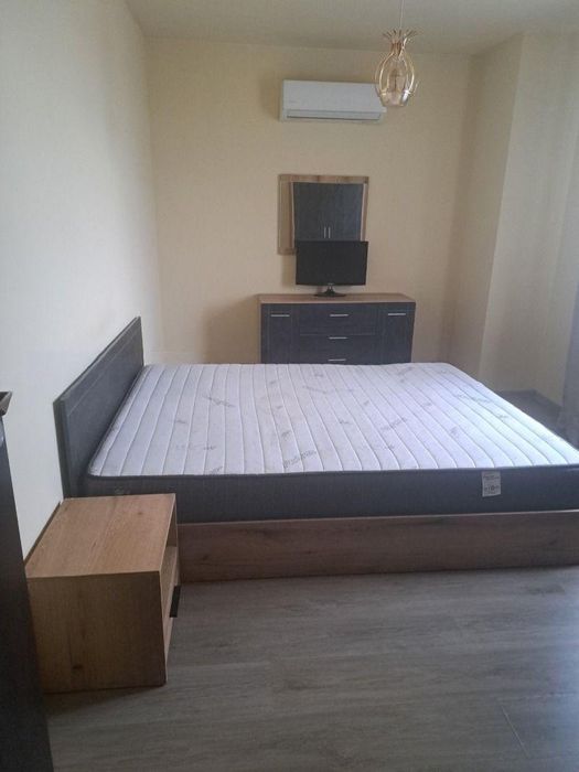 Дава се под наем Двустаен апартамент в София, Модерно предградие - 72 кв.м за 547.23 € - Снимка #2